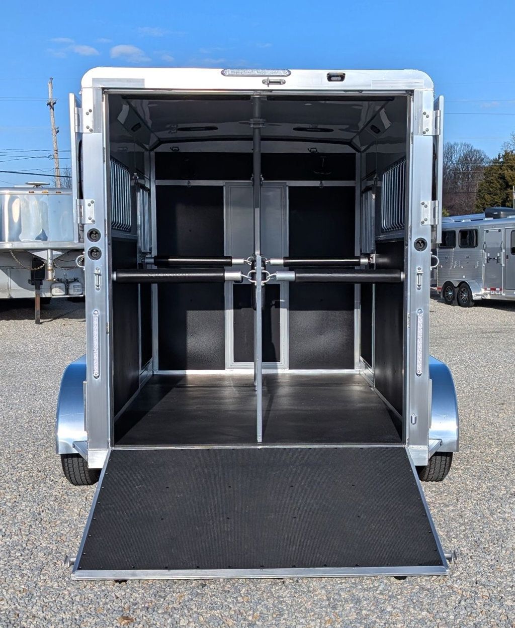2027 Shadow 2 Horse KingPro Straight Load w/ Queen Tack  - 23073902 - 5