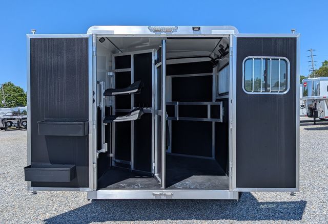 2027 Shadow 2 Horse Slant 9' Living Quarters w/ Slide  - 23034796 - 3