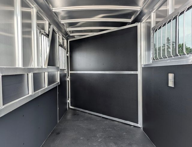 2027 Shadow 2 Horse Slant StableLite Deluxe  - 23074967 - 6