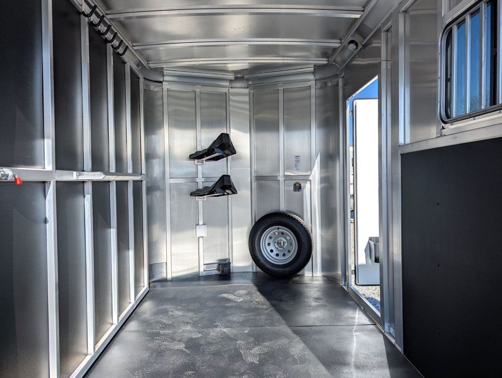 2027 Shadow 2 Horse Slant with Drop Feed Windows & Escape Door  - 23057336 - 7