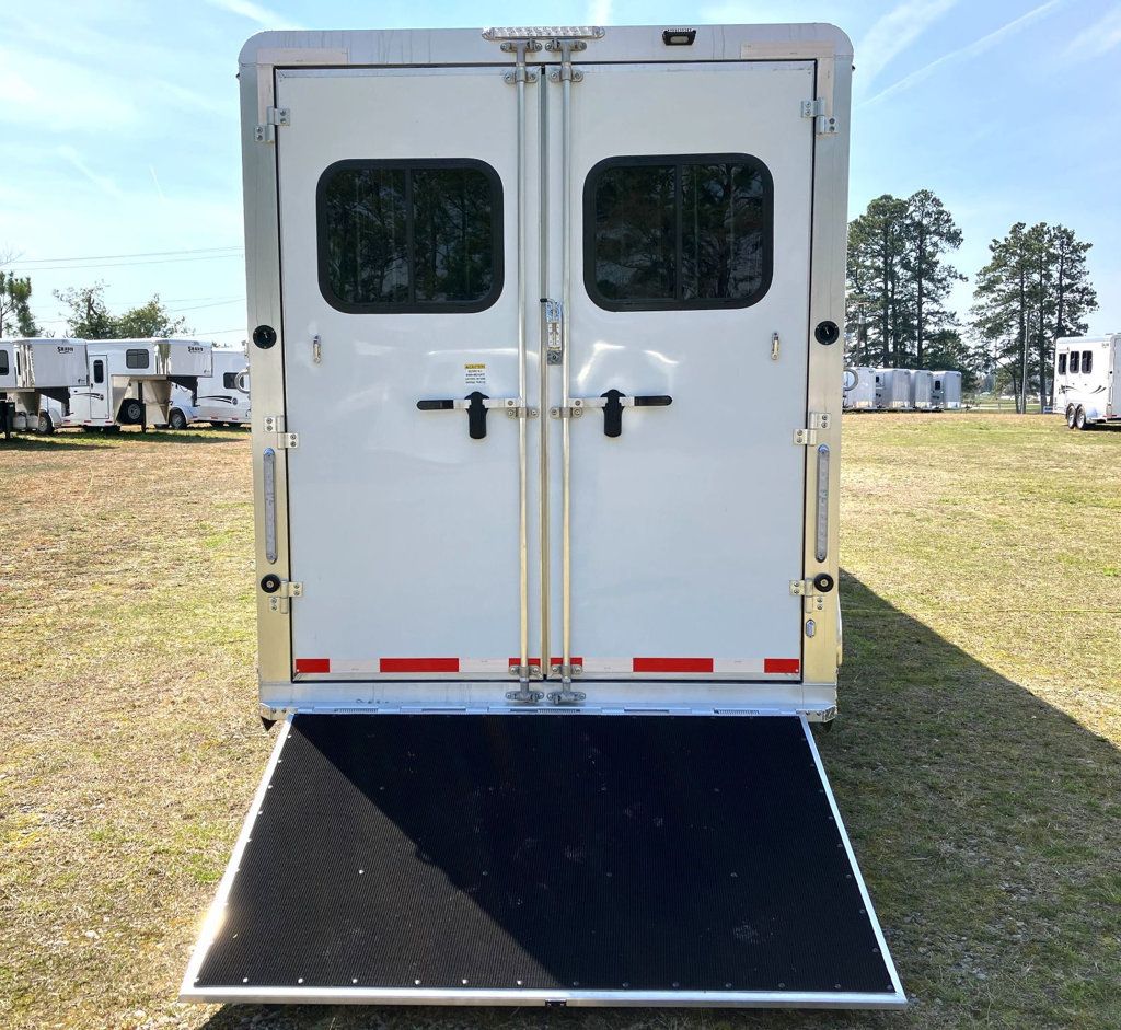 2027 Shadow 2+1 Straight Load with Box Stall  - 23058336 - 7