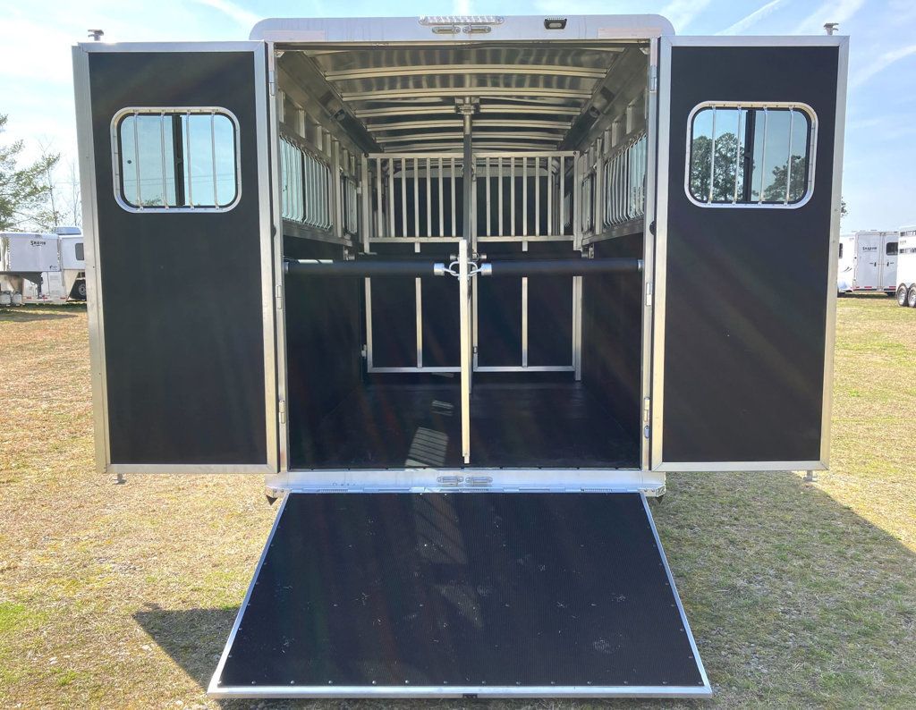 2027 Shadow 2+1 Straight Load with Box Stall  - 23058336 - 8