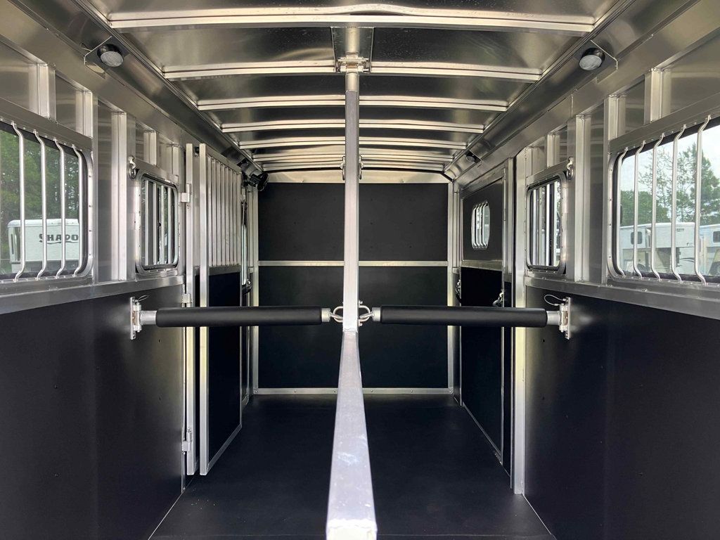 2027 Shadow 2+1 Straight Load with Box Stall  - 23053039 - 10