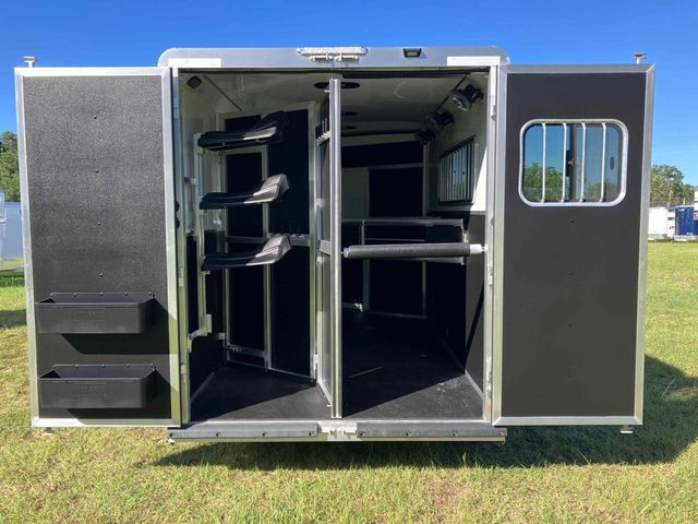 2027 Shadow 3 Horse Slant 10'6 Living Quarters w/ Slide  - 23087165 - 3