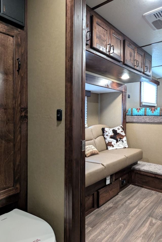 2027 Shadow 3 Horse Slant 9' Living Quarters with Slide  - 23091750 - 11