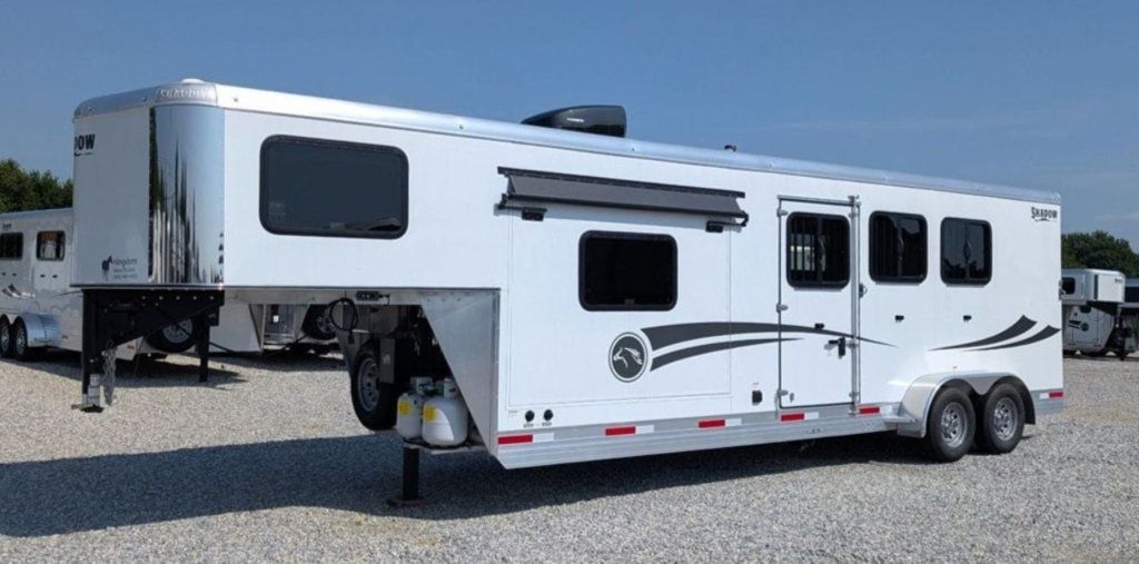 2027 Shadow 3 Horse Slant 9' Living Quarters with Slide  - 23064315 - 15