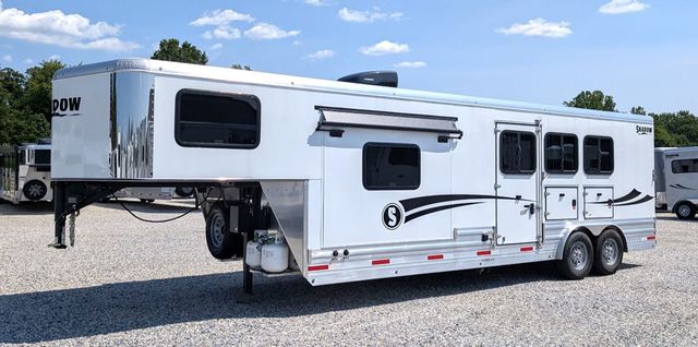 2027 Shadow 3 Horse Slant SuperWide 10'6 Living Quarters  - 23092331 - 1