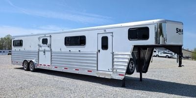 2027 Shadow 6 Horse Head to Head with King Tack & Side Ramp