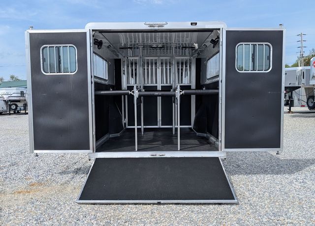 2027 Shadow 6 Horse Head to Head with King Tack & Side Ramp  - 23029937 - 8