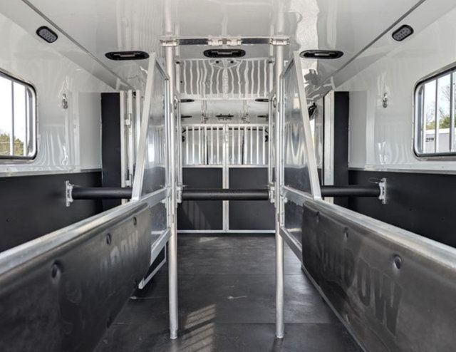 2027 Shadow 6 Horse Head to Head with King Tack & Side Ramp  - 23038787 - 10