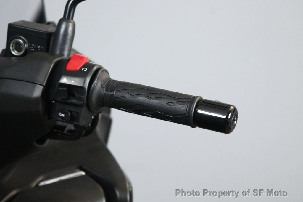 2027 Suzuki Burgman 400 1 In Stock Now! - 23074678 - 9