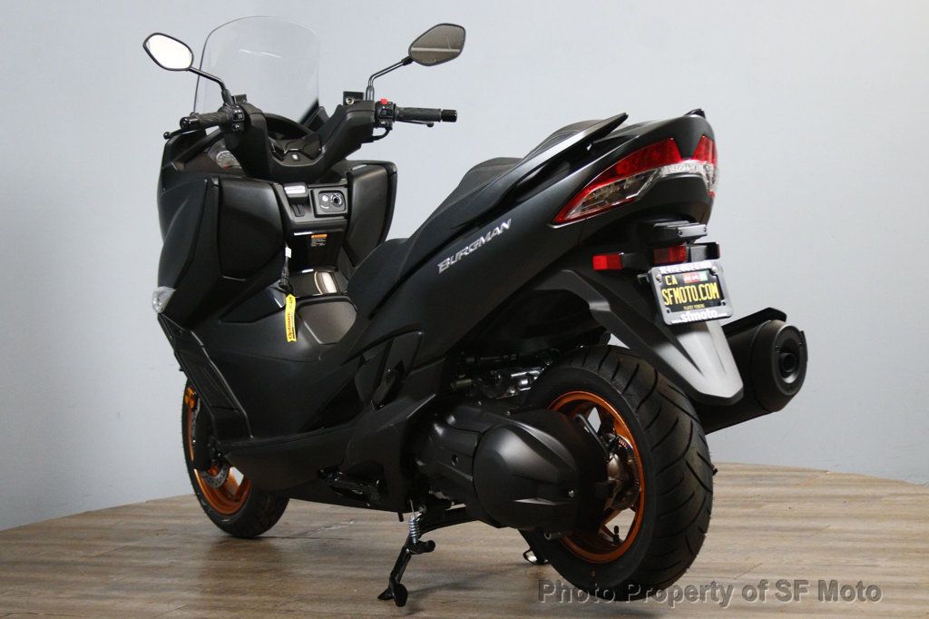 2027 Suzuki Burgman 400 1 In Stock Now! - 23074678 - 11