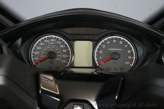 2027 Suzuki Burgman 400 1 In Stock Now! - 23074678 - 7