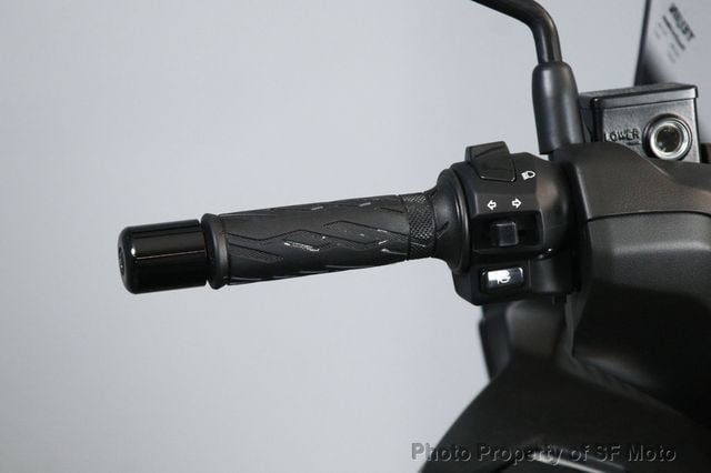 2027 Suzuki Burgman 400 1 In Stock Now! - 23074678 - 8