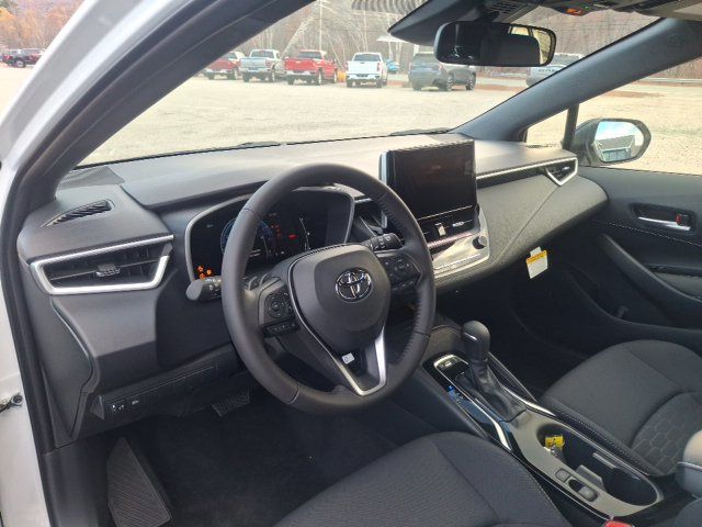 2027 Toyota Corolla Hatchback SE - 23098378 - 13