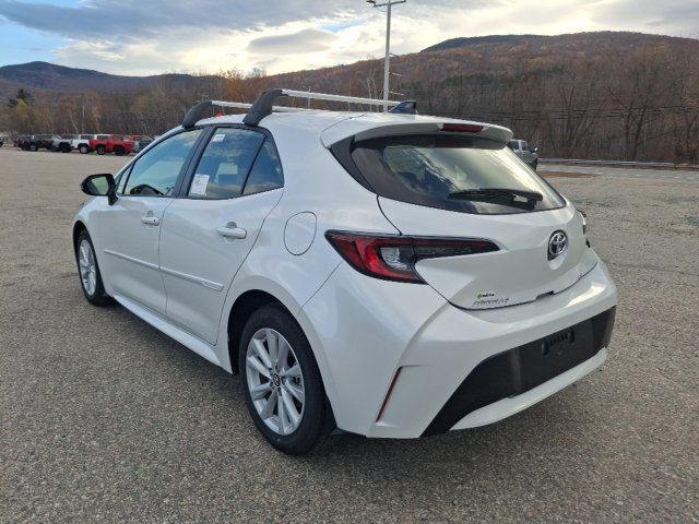 2027 Toyota Corolla Hatchback SE - 23098378 - 4