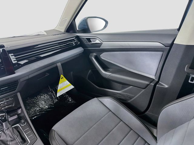 2027 Volkswagen Jetta SE Sedan - 23080900 - 22