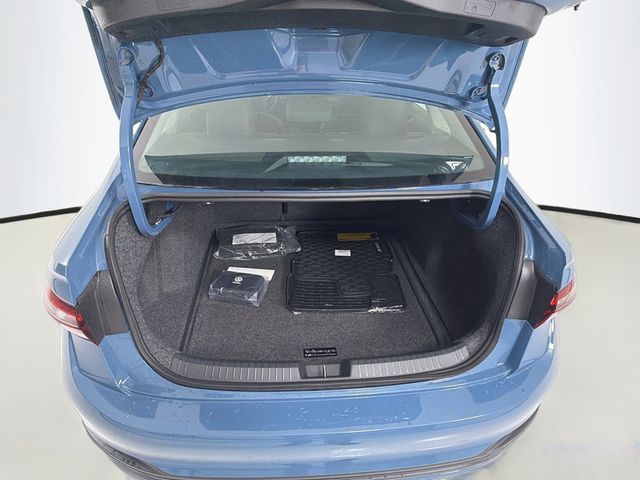 2027 Volkswagen Jetta SE Sedan - 23080900 - 24