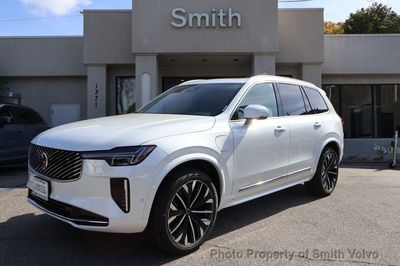 2027 Volvo XC90 Plug-In Hybrid