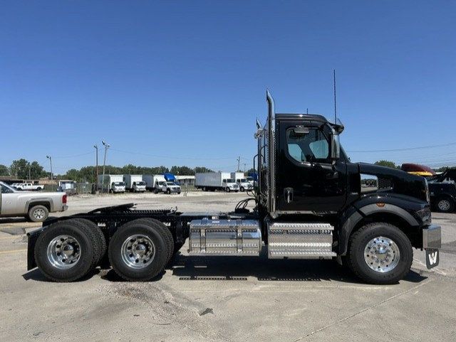2027 Western Star 49X 2027 WESTERNSTAR 49X MICHIGAN SPECIAL - 23062092 - 6
