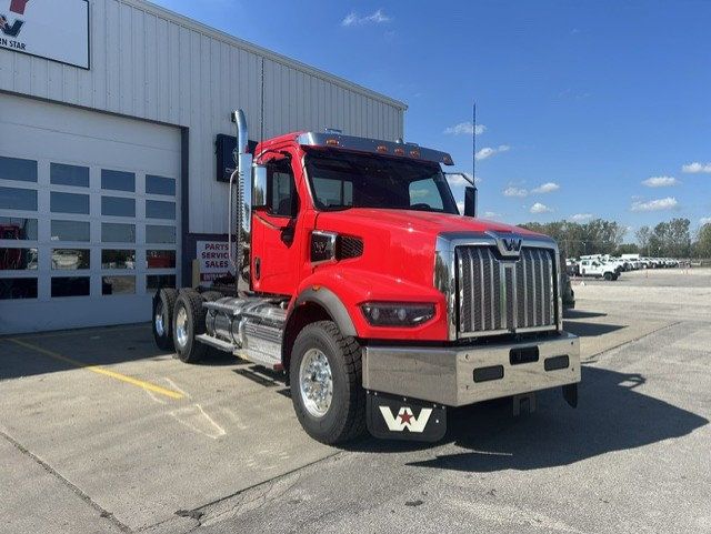2027 Western Star 49X 2027 WESTERN STAR 49X MICHIGAN SPECIAL - 23089774 - 2