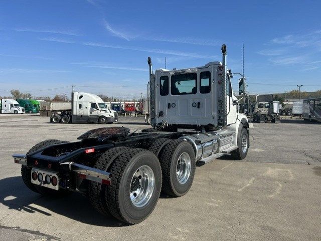 2027 Western Star 49X 49X MICHIGAN SPECIAL - 23099978 - 4