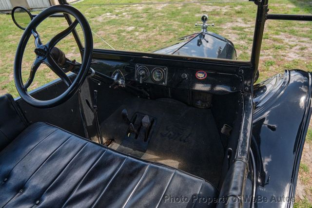 1924 Ford Model T  - 22499871 - 10