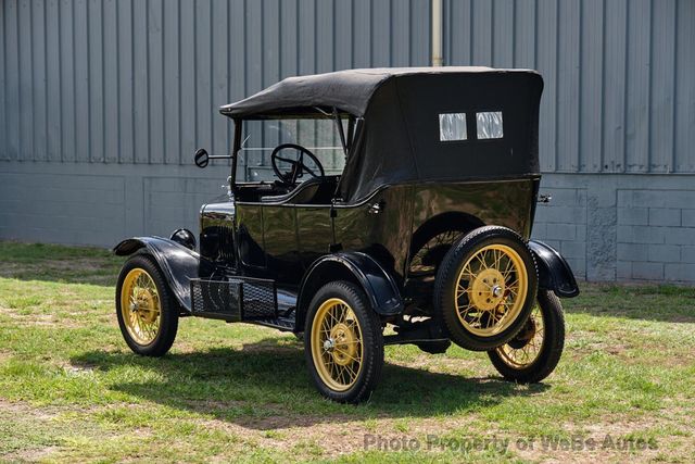 1924 Ford Model T  - 22499871 - 2