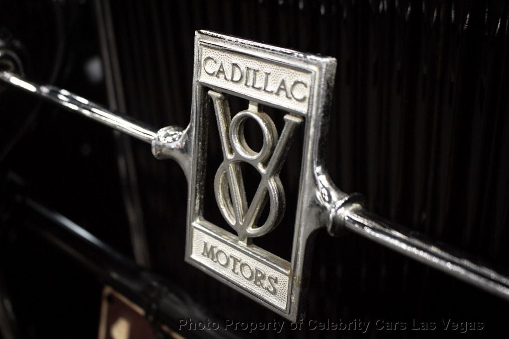 1928 Cadillac Al Capone's bulletproof Town Sedan  - 18065532 - 18