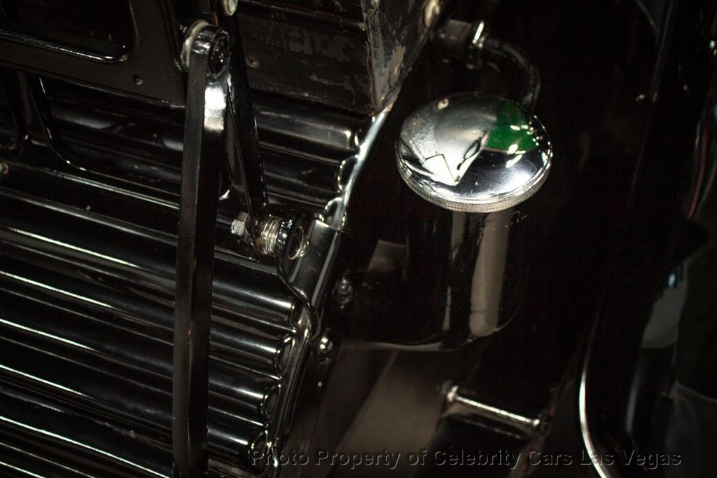 1928 Cadillac Town Sedan Al Capone's Bulletproof Sedan  - 18065532 - 49