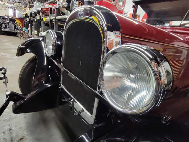 1928 Whippet Series 98 3 Window Coupe - 21041097 - 44