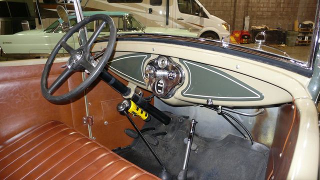 1930 Ford MODEL A  - 17214030 - 31