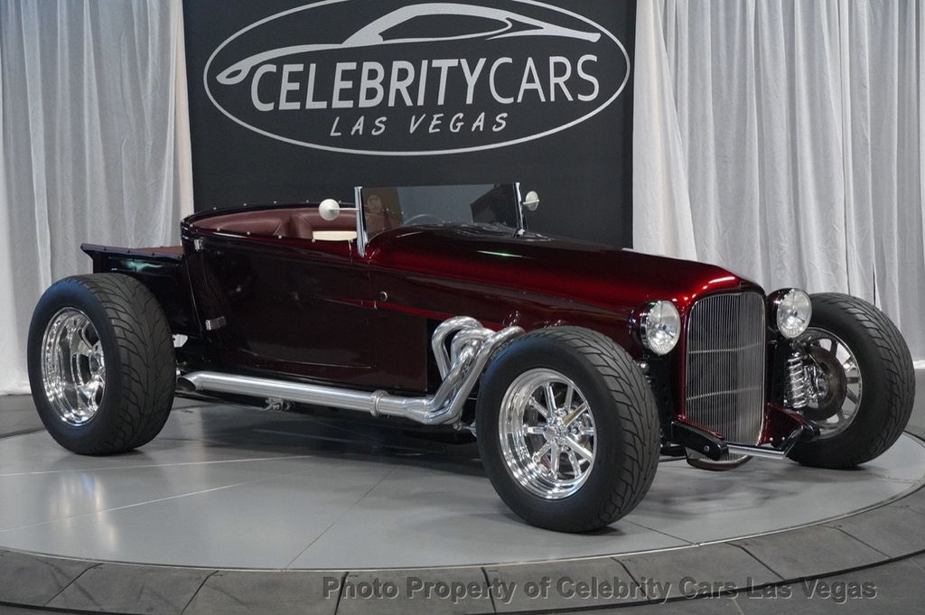 1930 Ford Model A custom truck / roadster - 20197384 - 9