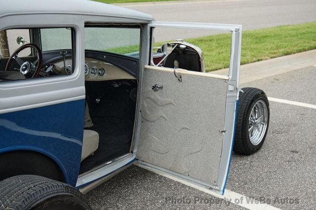 1930 Ford Model A Sedan HOT ROD - 22592277 - 56