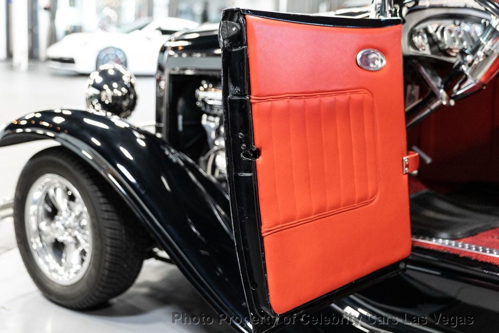 1931 Ford Roadster Steel Body, 350 V8  - 22788026 - 27