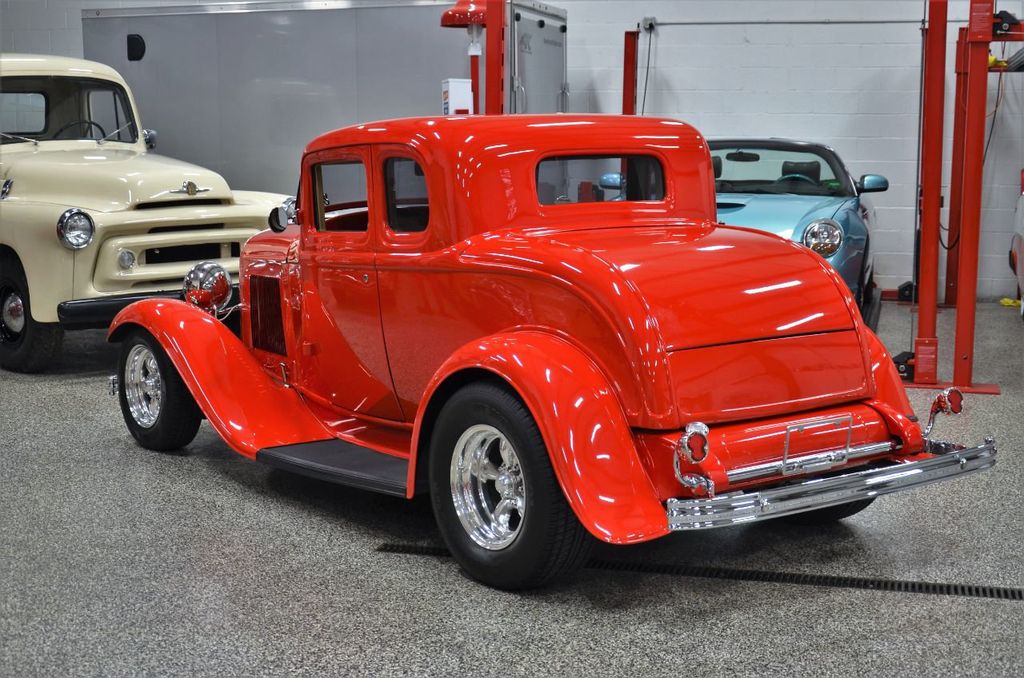 1932 Ford Custom Deuce Coupe  - 21768699 - 26