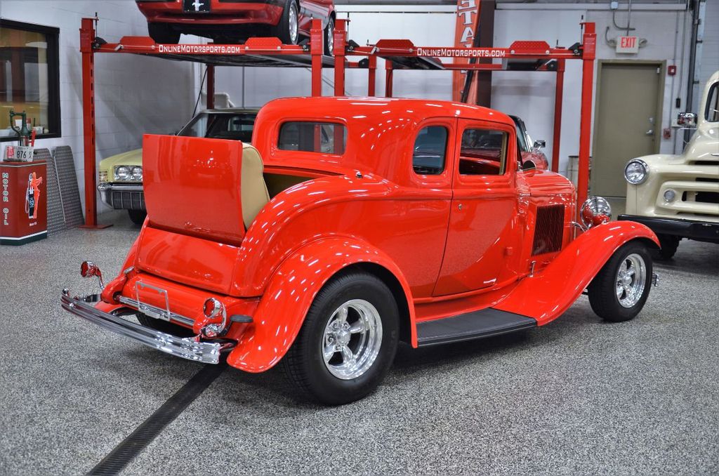 1932 Ford Custom Deuce Coupe  - 21768699 - 32