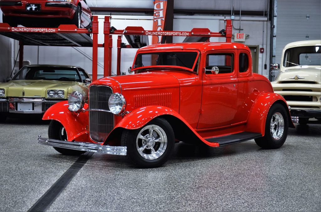 1932 Ford Custom Deuce Coupe  - 21768699 - 4
