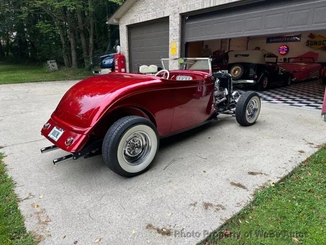 1933 Ford Roadster For Sale - 22567402 - 4