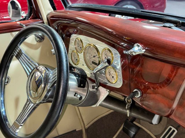 1933 Ford Tudor UPGRADED MODERN ENGINE ALL STEEL BODY! - 22880779 - 18