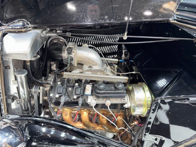 1933 Ford Tudor UPGRADED MODERN ENGINE ALL STEEL BODY! - 22880779 - 19