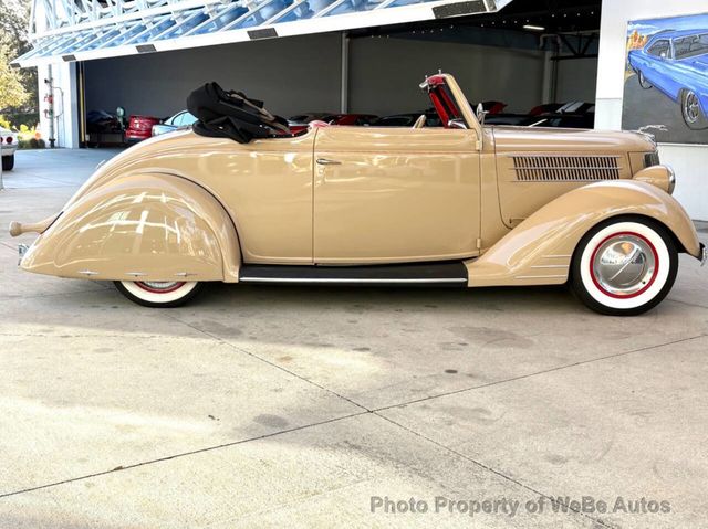 1936 Ford Model 68  - 22982277 - 4