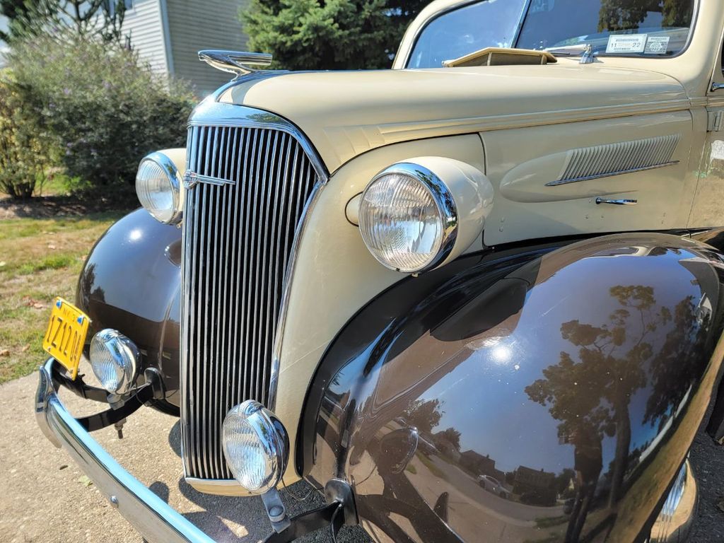 1937 Chevrolet Master Deluxe Sport Coupe - 21582010 - 26