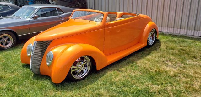 1937 Ford Roadster Convertible - 21946707 - 0