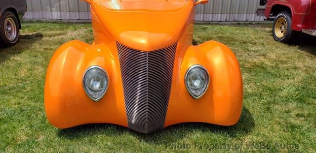1937 Ford Roadster Convertible - 21946707 - 6