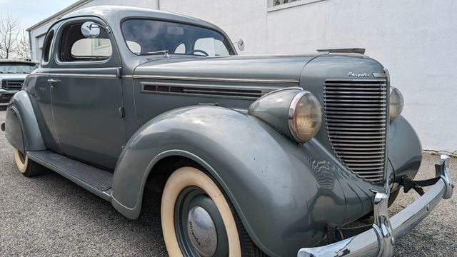 1938 Chrysler Business Coupe 5 Window For Sale - 22398048 - 9