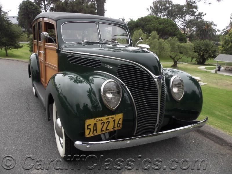 1938 Ford Woody Station Wagon - 7553164 - 10