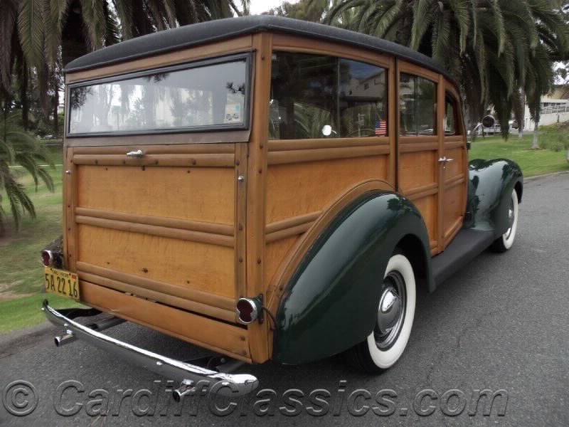 1938 Ford Woody Station Wagon - 7553164 - 11