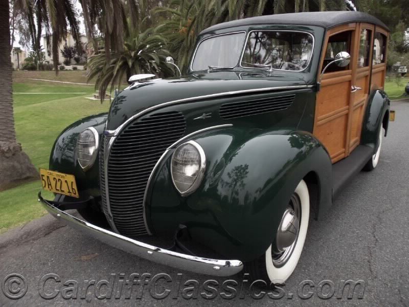 1938 Ford Woody Station Wagon - 7553164 - 35