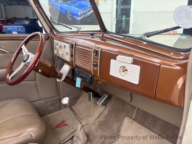 1939 Ford Deluxe  - 23052218 - 39